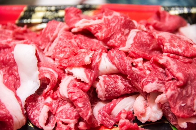 牛肉の切り落とし】とはどこの部位？美味しいお肉の見極め方伝授 | お肉なび | 美味しい肉には訳がある