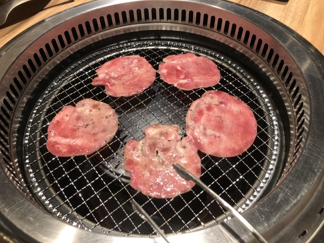 バーベキューで【牛タン】が必須！通販で失敗しない商品選びとは？ | お肉なび | 美味しい肉には訳がある