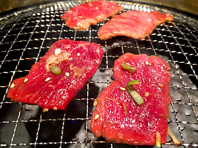 赤身肉の焼肉 適した部位と焼き方の順番を伝授 お肉なび 美味しい肉には訳がある